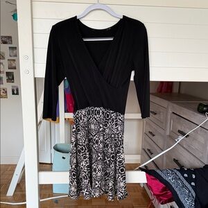 Black and Cream Patterned Wrap-Style Women’s Dress